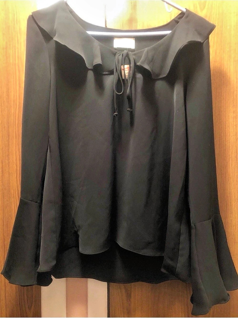 Everly Black Ruffle Neck Bell Sleeve Blouse Size Medium